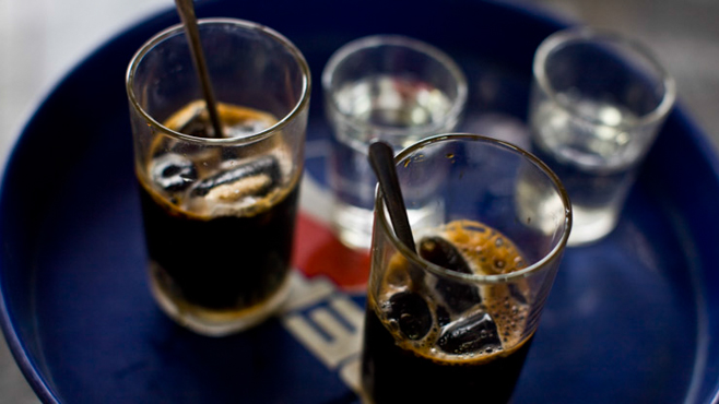 Bạn thưởng thức một ly cà phê như thế nào?